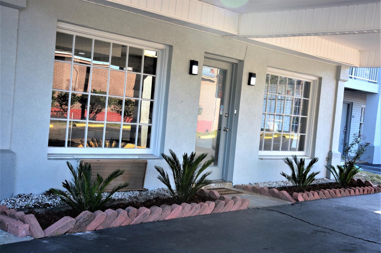 Travelodge By Wyndham Walterboro Exterior foto